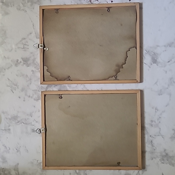 Signed Traditional Asian Korean Folk Art Man Woman w child Set of 2 - Picture 6 of 6